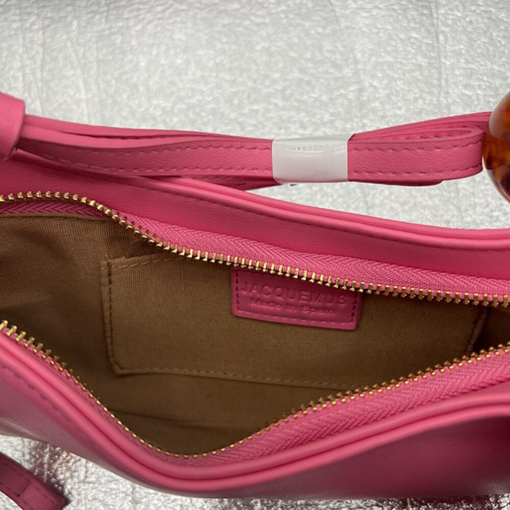 Jacquemus Vintage Pink Leather Underarm Bag - Picture 5 of 6